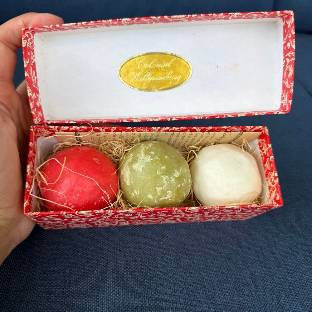 Colonial Williamsburg 18th Century Soap Handcrafted Set of 3 Soap Balls in Box